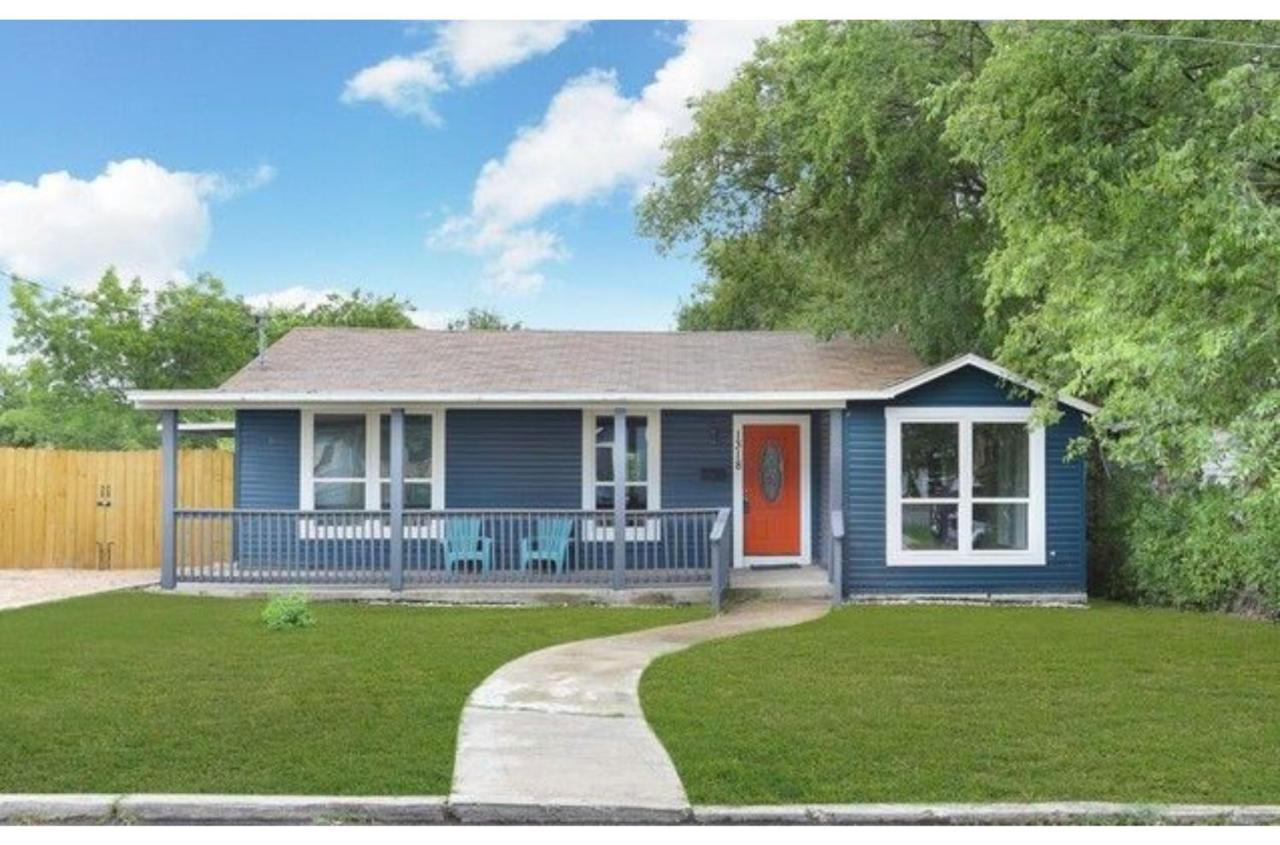 Stylish 4 Br2Ba Renovated Home Near Downtown San Antonio Exterior photo
